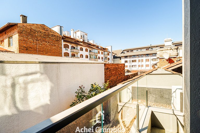 Astro 1 dorm 400m da Rua Coberta by Achei Gramado
